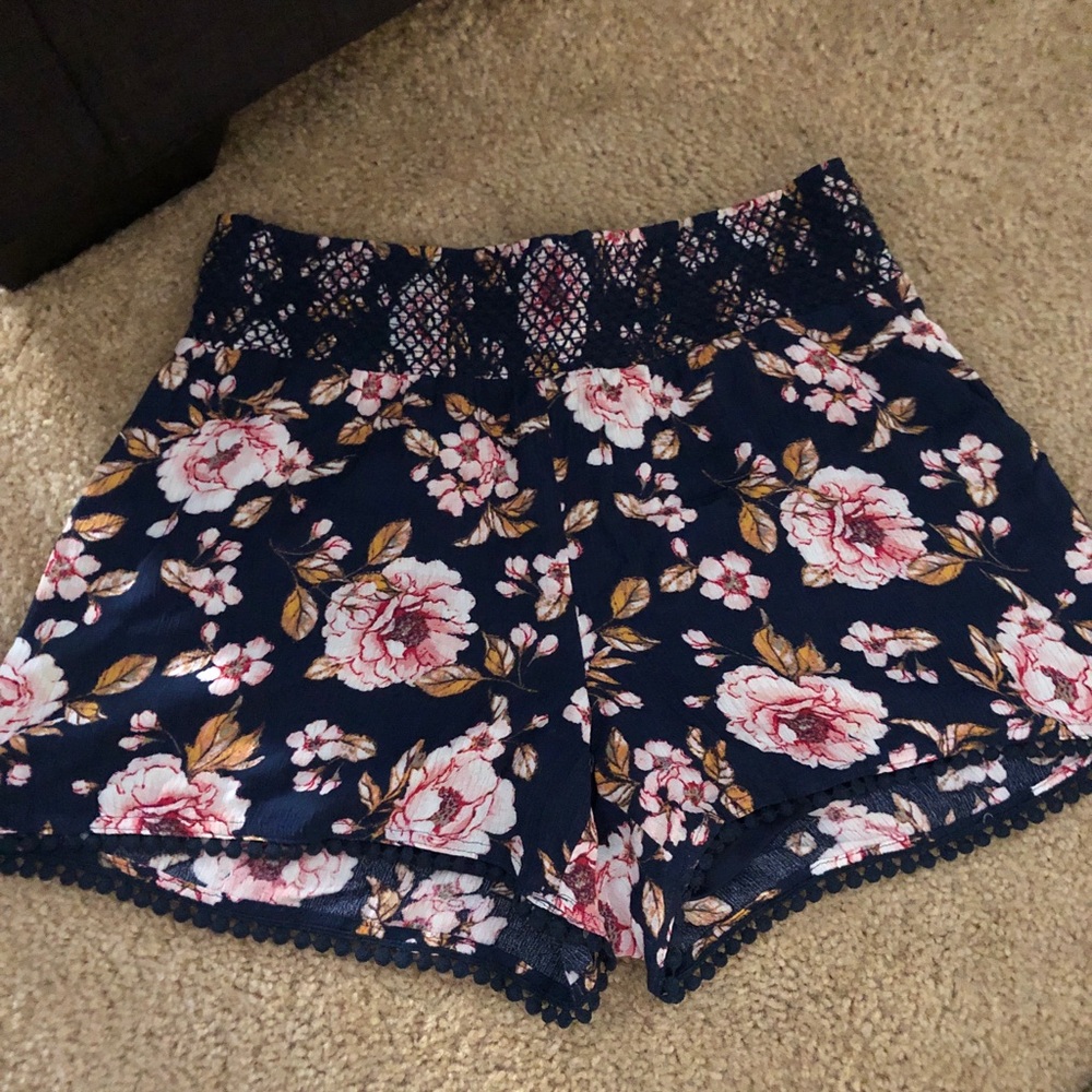 Lauren Conrad shorts size S
